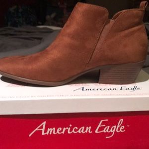 American Eagle Suede Boots. BMWOT.